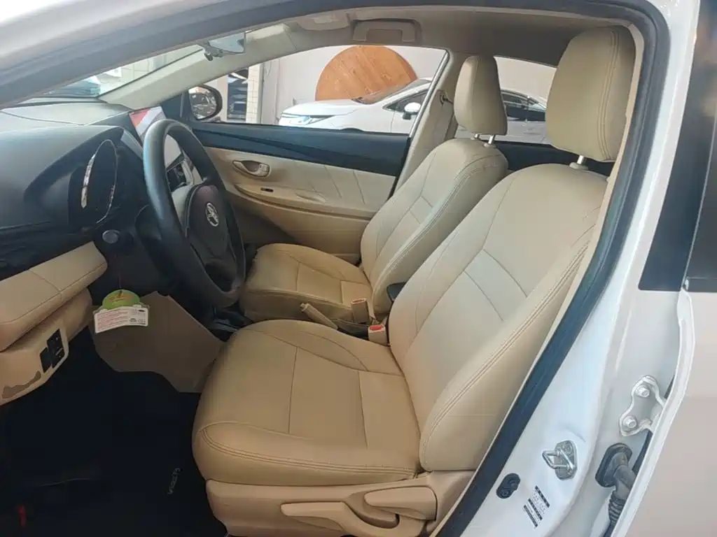 Toyota Vios FS — миниатюра 15