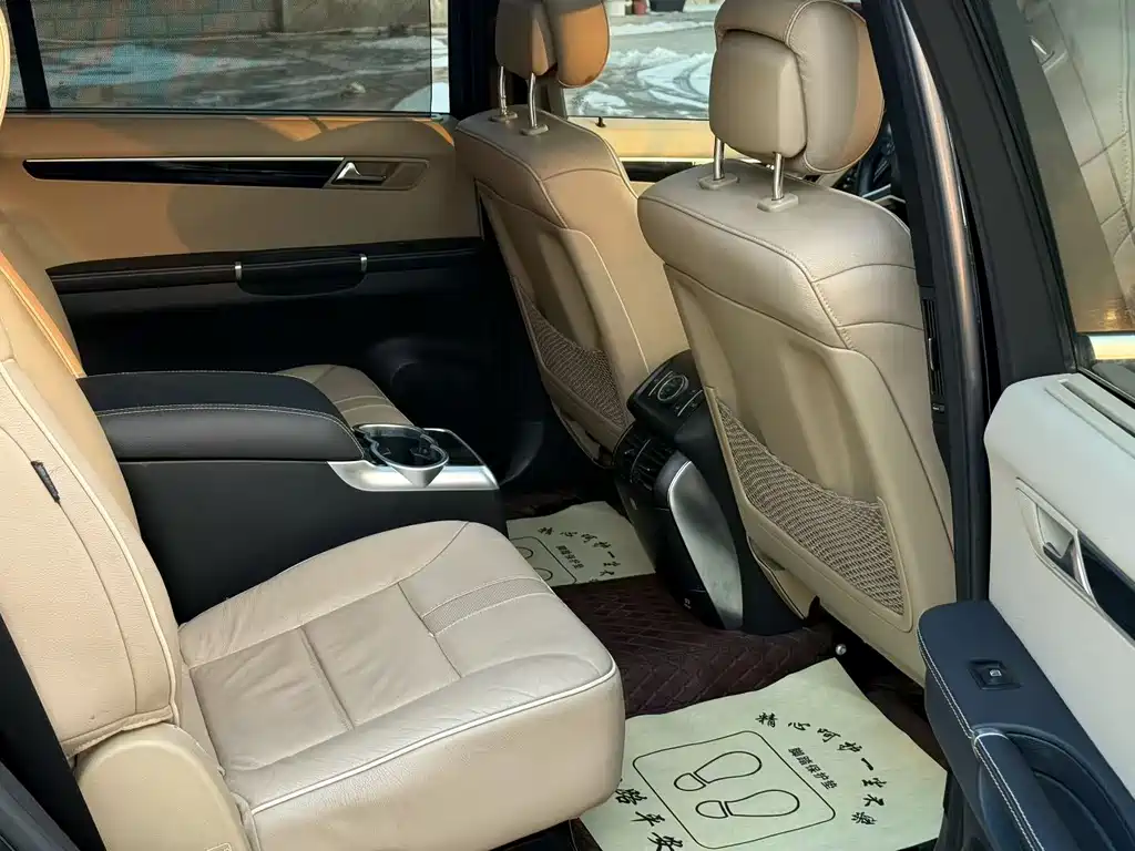 Mercedes-Benz R-Class — миниатюра 8