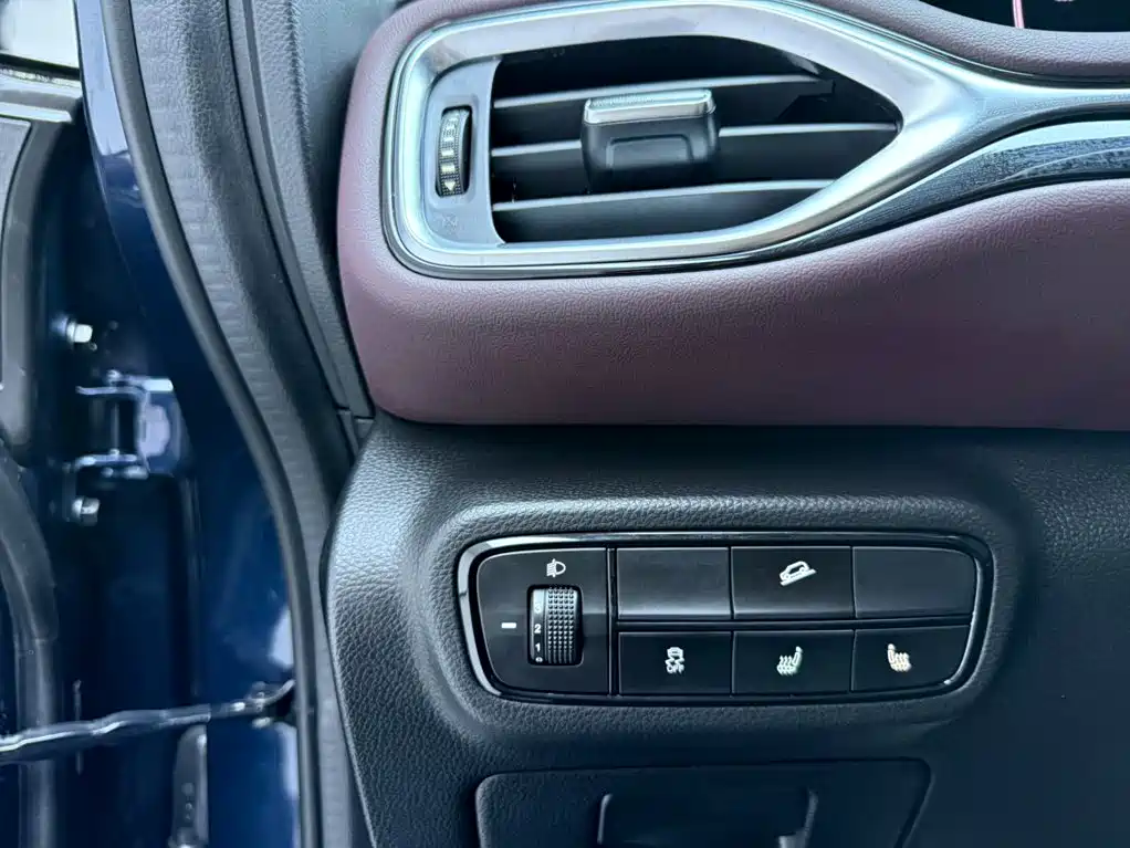 GAC Motor Trumpchi M6 — миниатюра 9