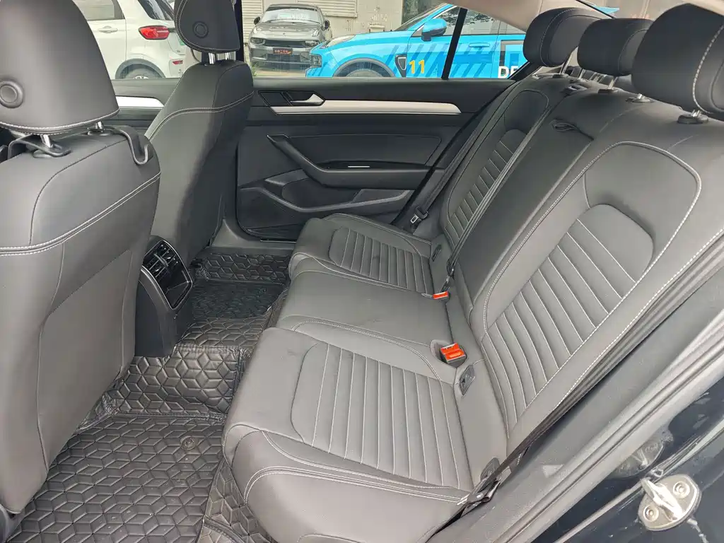 Volkswagen Magotan — миниатюра 7