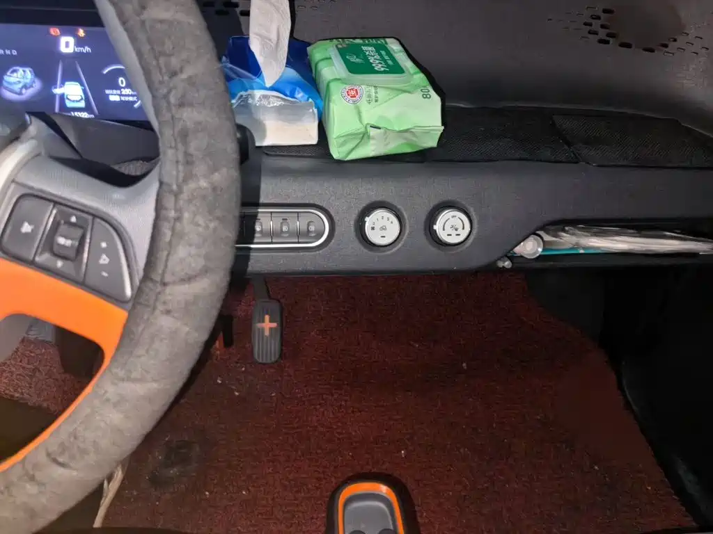 Baojun E100 — миниатюра 6