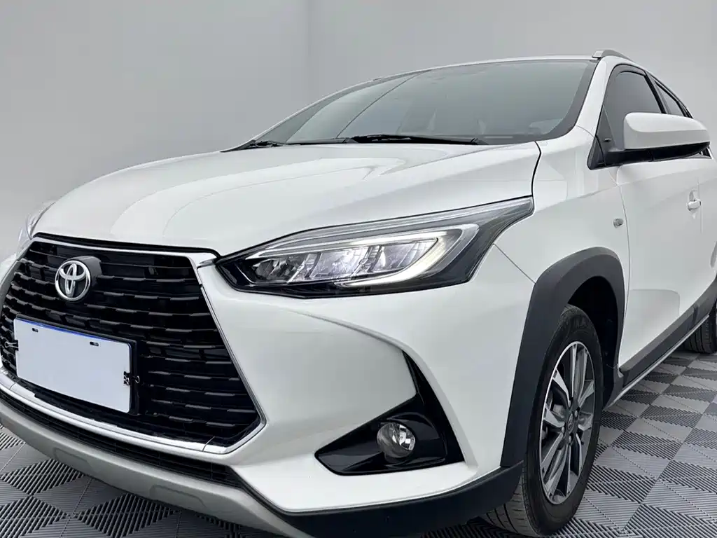 Toyota Yaris L — миниатюра 7