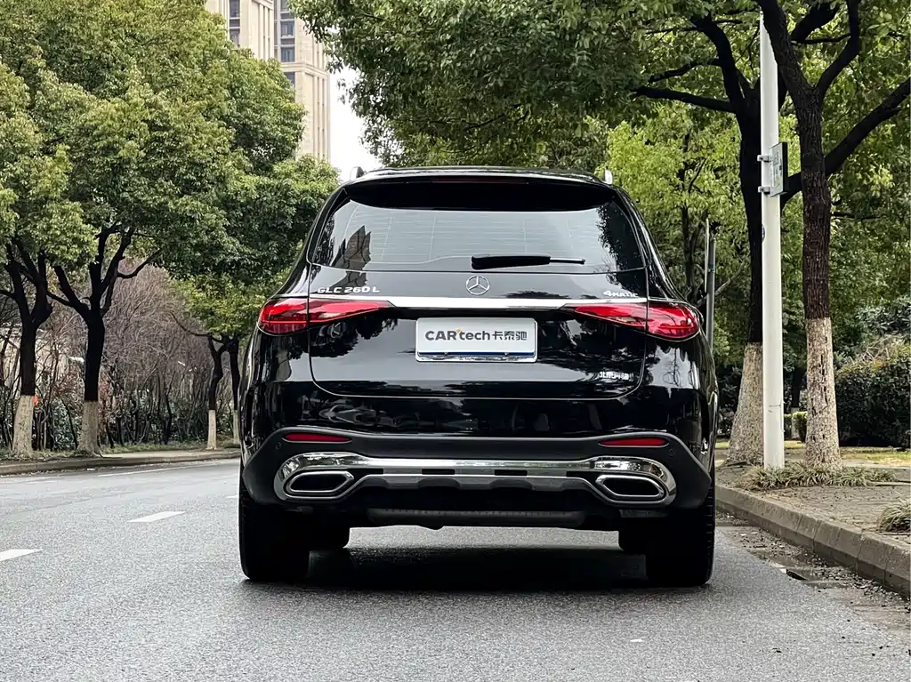 Mercedes-Benz GLC 2023 GLC 260 L 4MATIC Luxury 5 мест