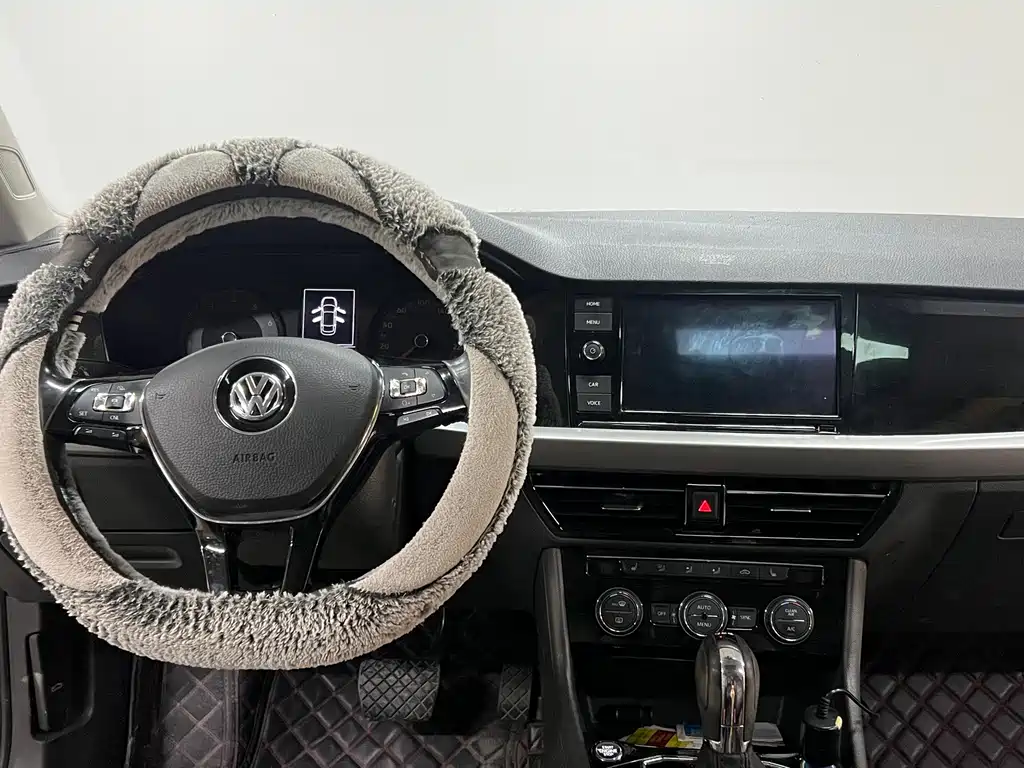 Volkswagen Lavida — миниатюра 9