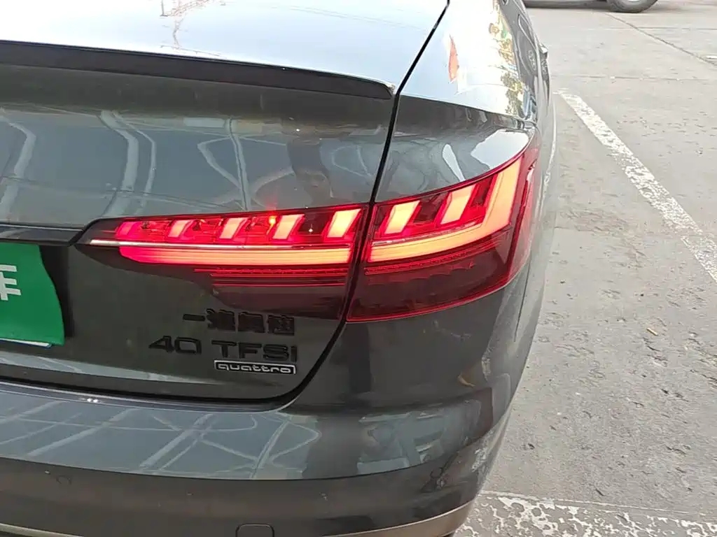 Audi A4L — миниатюра 8