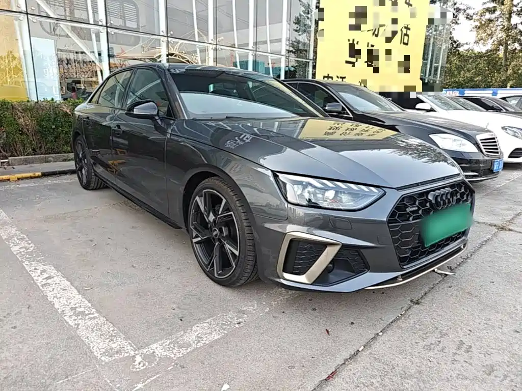 Audi A4L — миниатюра 4