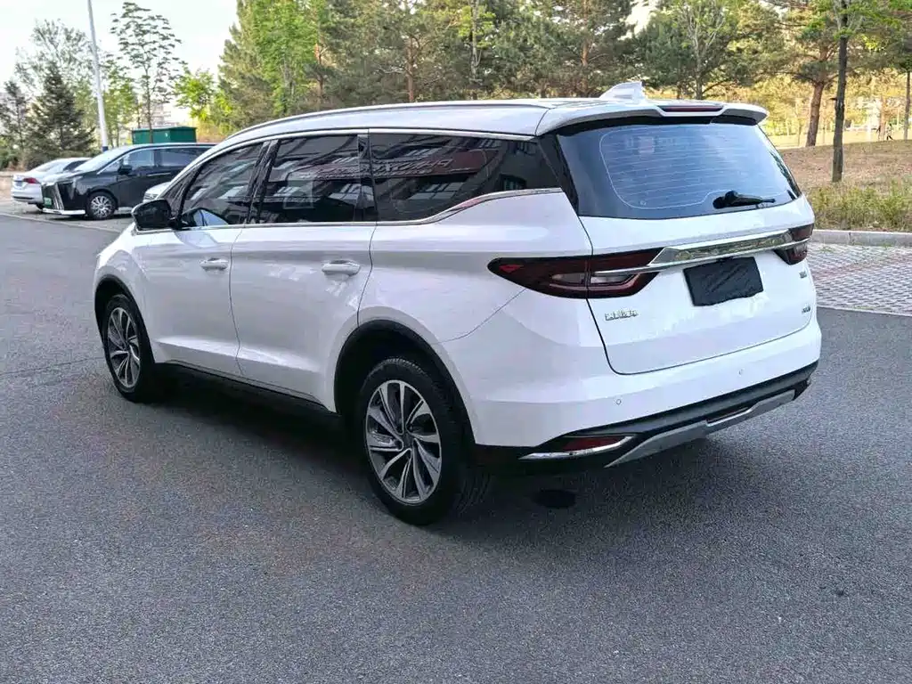 Geely Jia Ji — миниатюра 13
