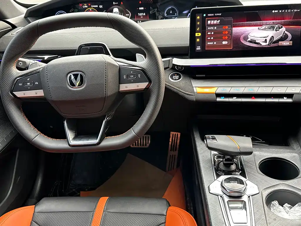 Changan UNI-V — миниатюра 6