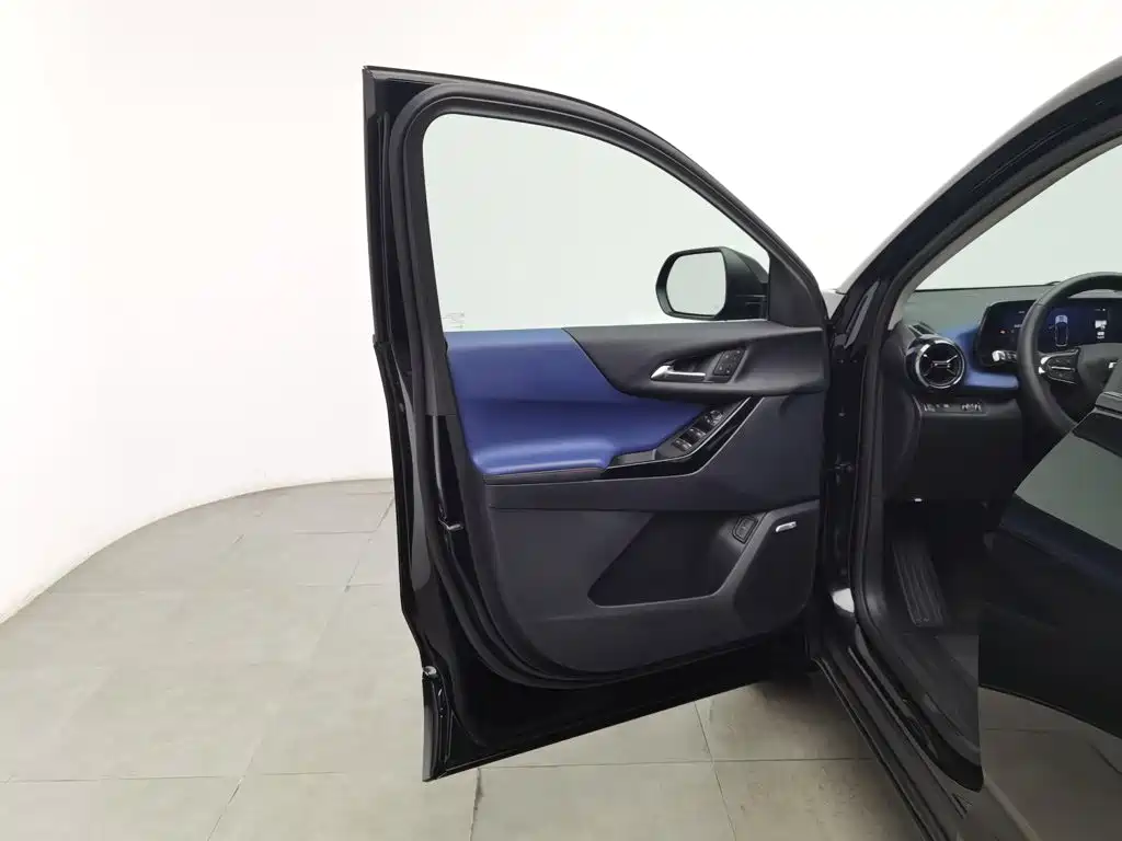 Chevrolet Plus — миниатюра 8