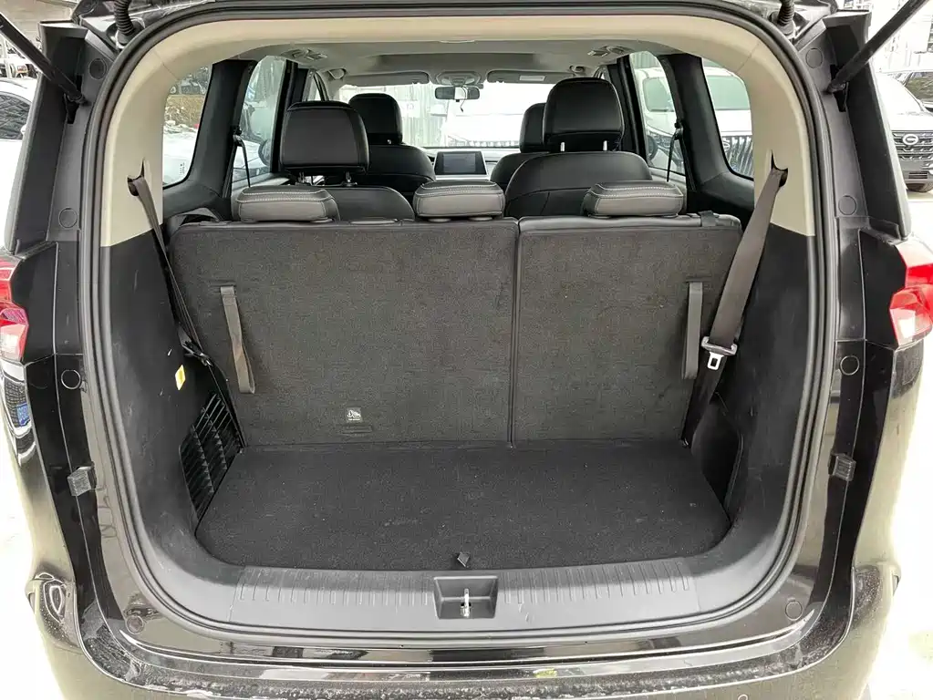 SAIC MAXUS CHASE G50