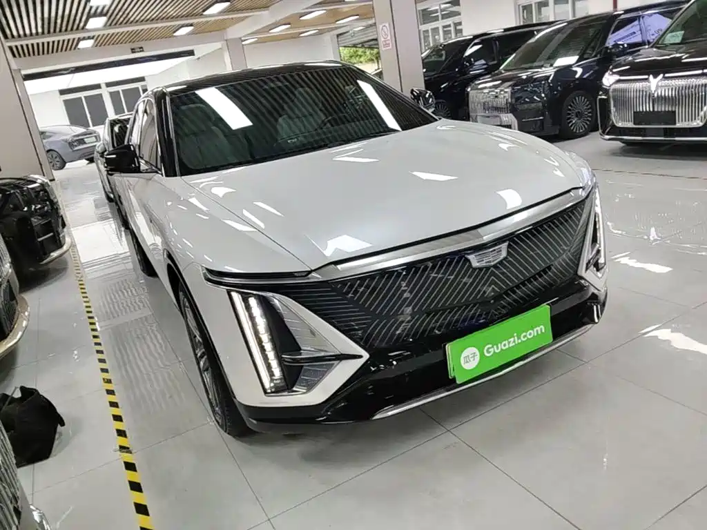 Cadillac Lyriq — миниатюра 4