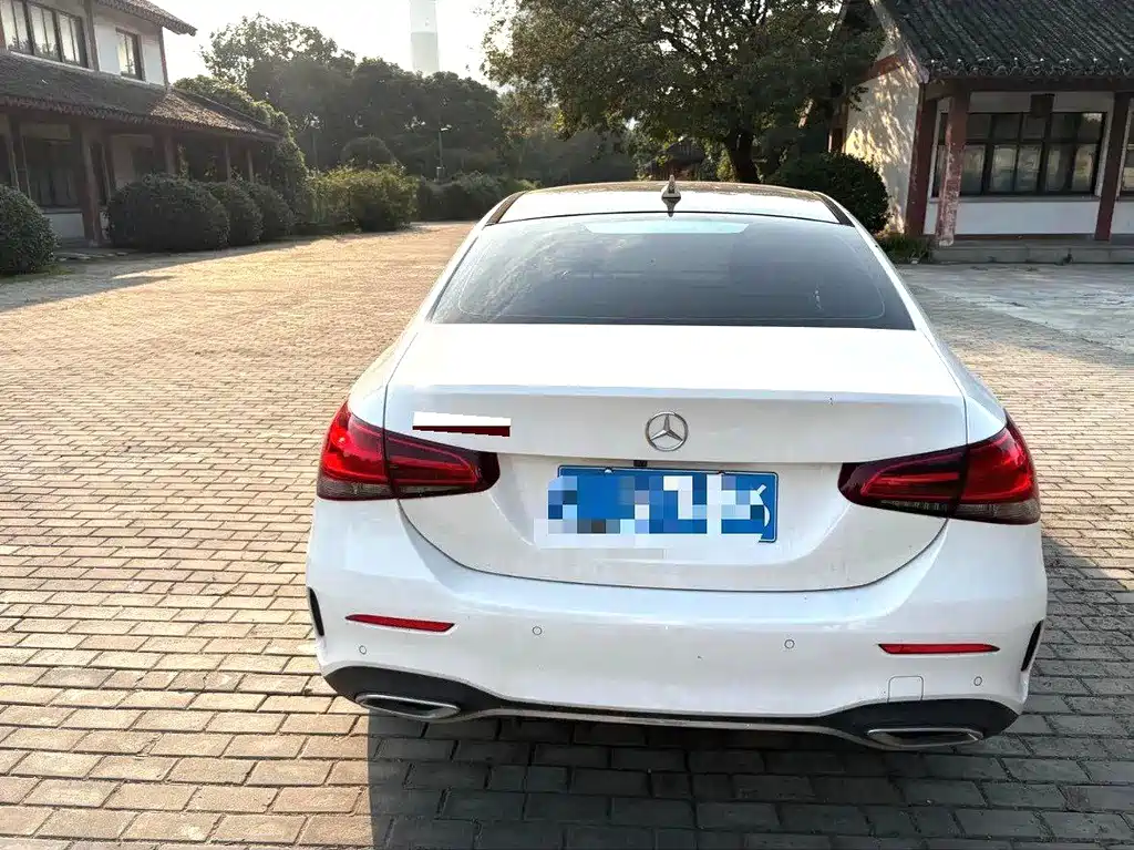 Mercedes-Benz A-Class — миниатюра 8