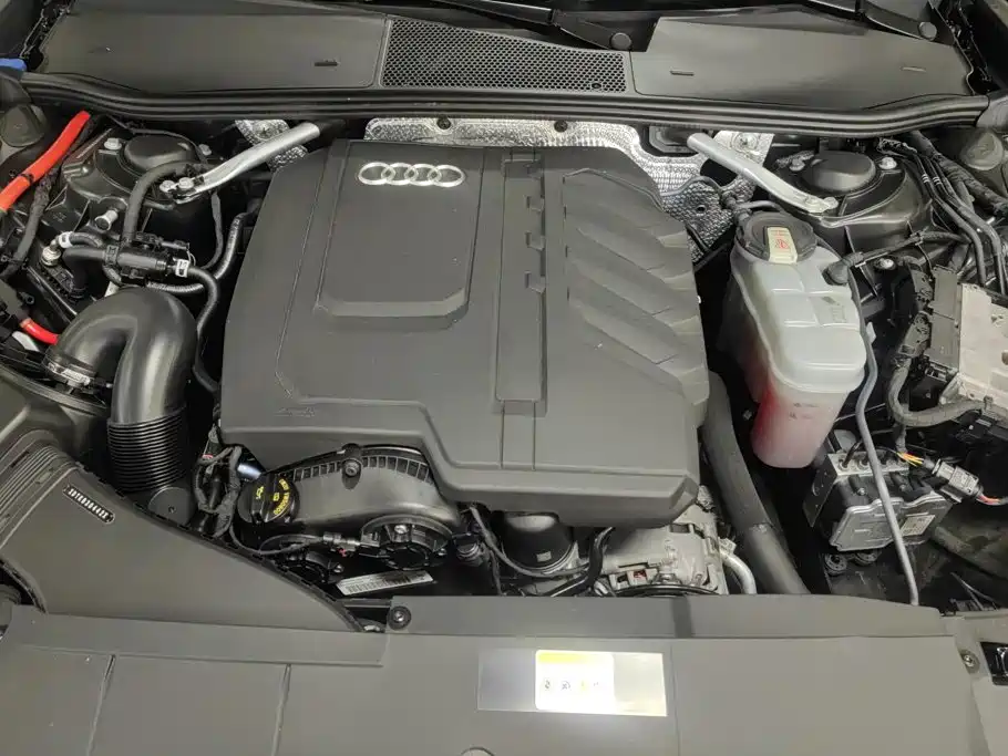 Audi A6L — миниатюра 10