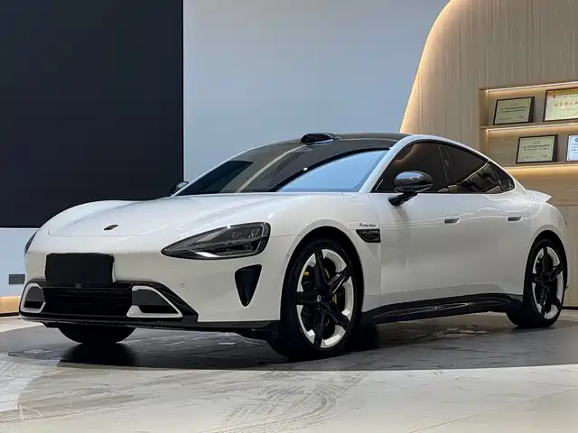 XIAOMI CAR XIAOMI SU7 2025