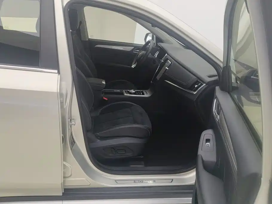 Roewe RX5 New Energy — миниатюра 8
