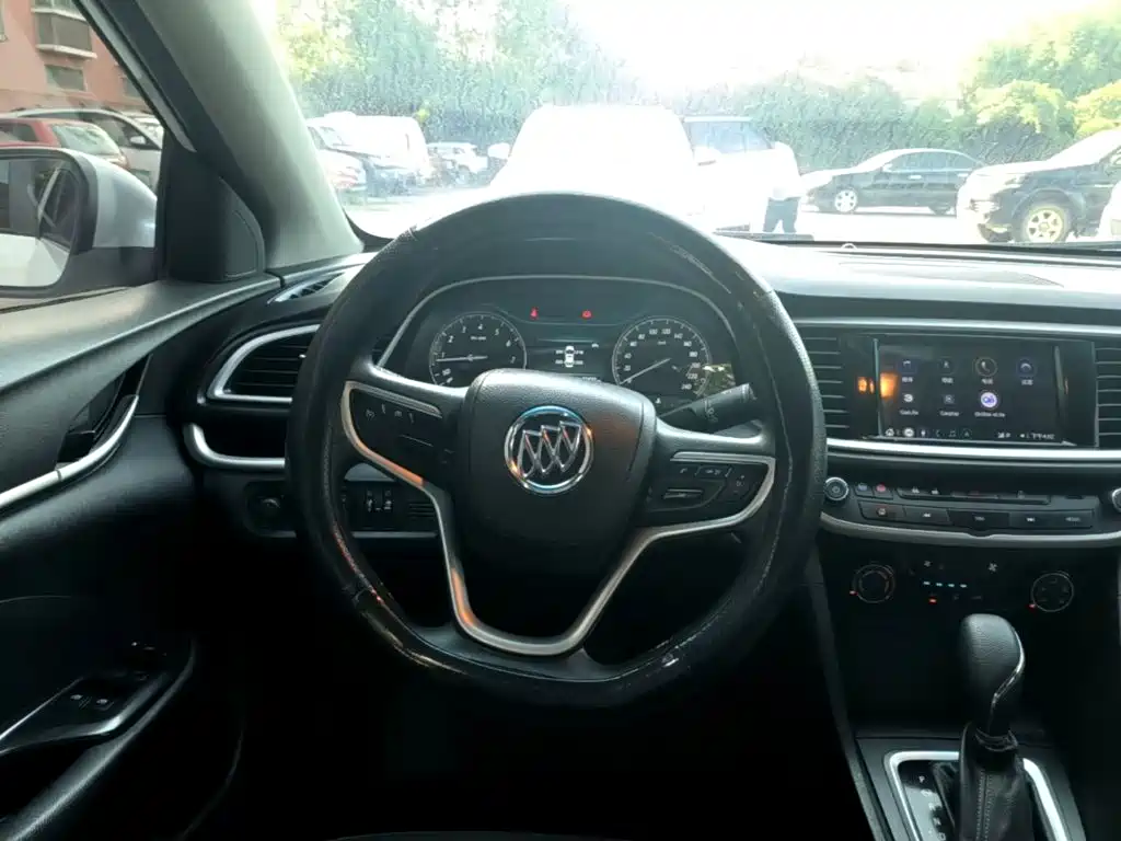 Buick Excelle — миниатюра 11
