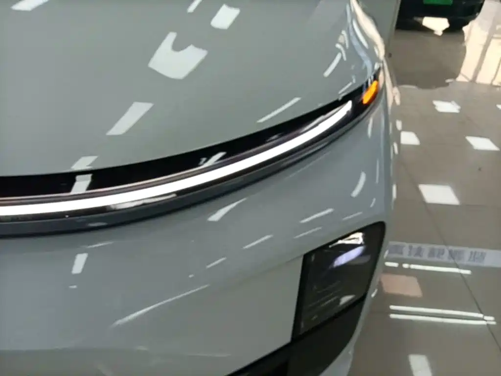 Li Auto Li L6 — миниатюра 24