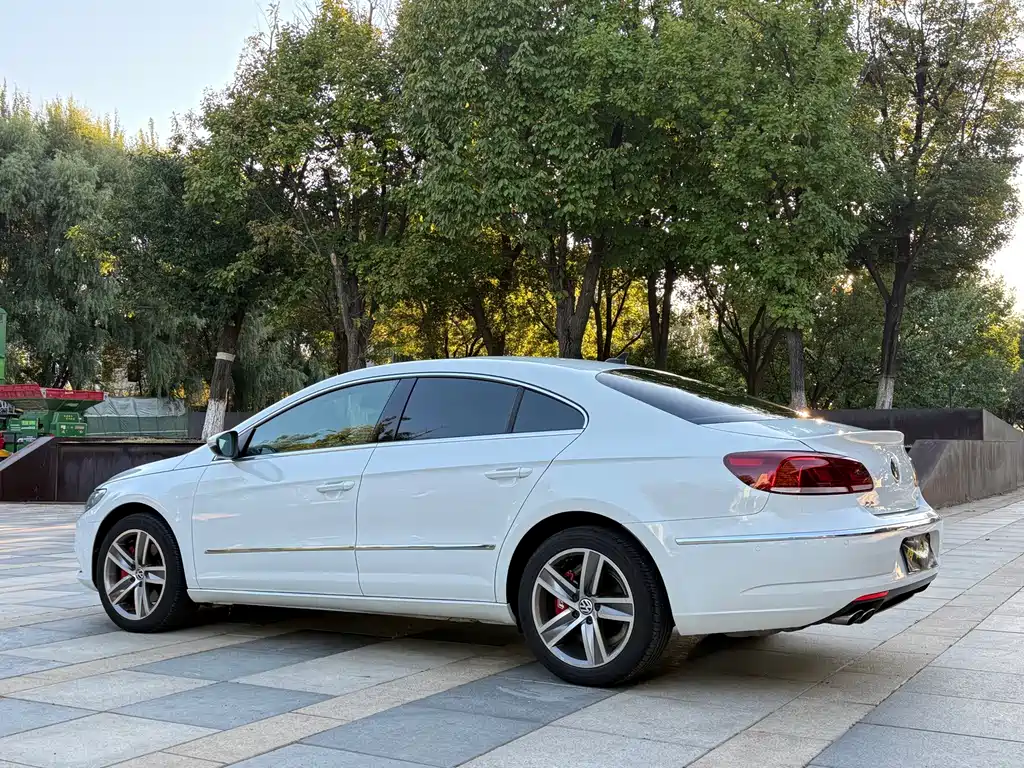 Volkswagen CC — миниатюра 4
