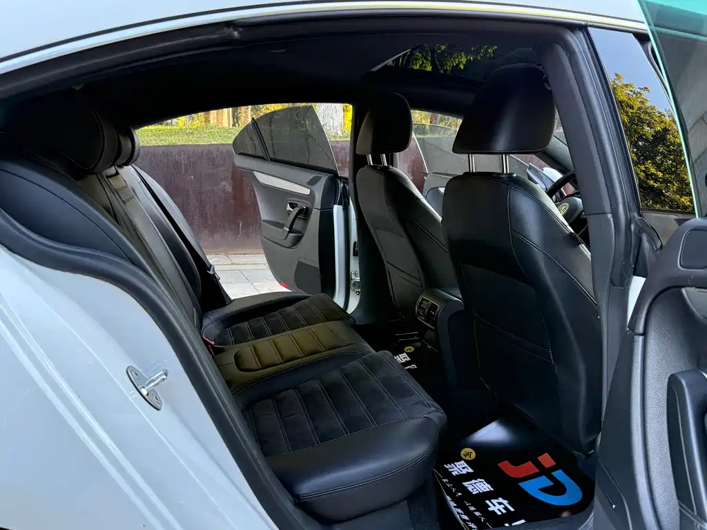 Volkswagen CC — миниатюра 16
