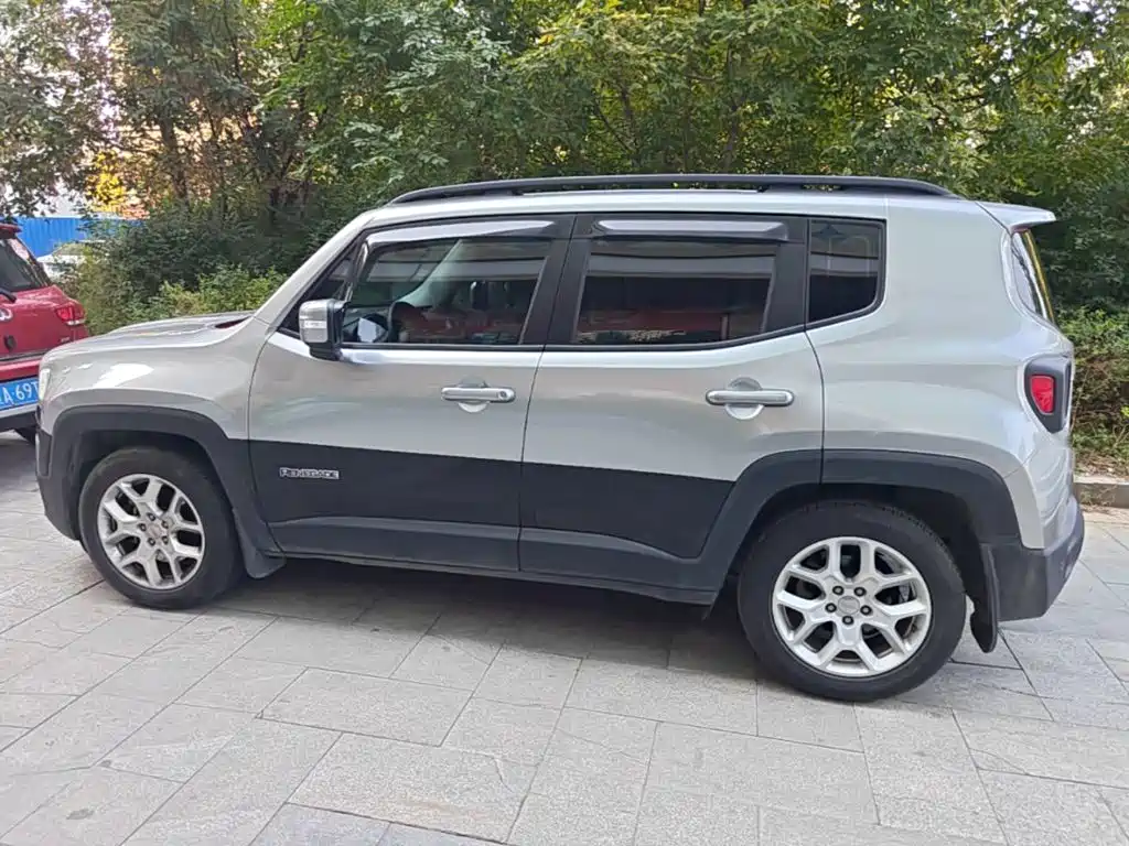 Jeep Renegade — миниатюра 25