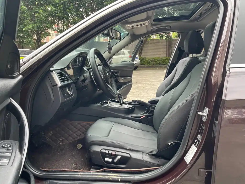 BMW 3 Series — миниатюра 9