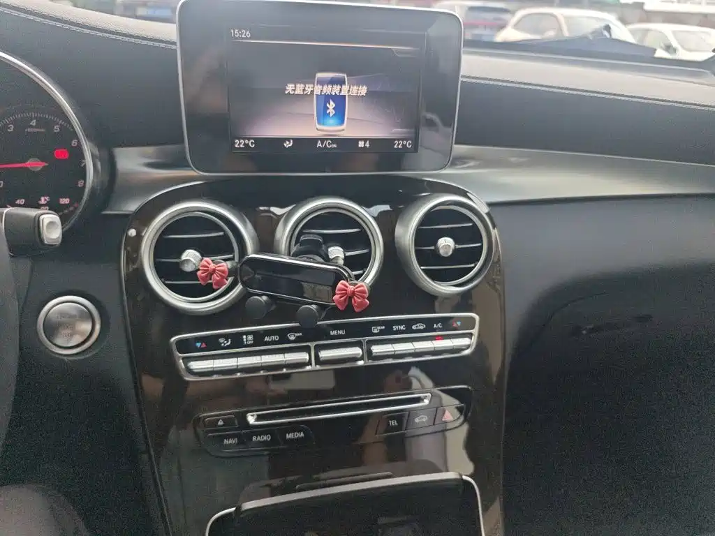 Mercedes-Benz GLC — миниатюра 9