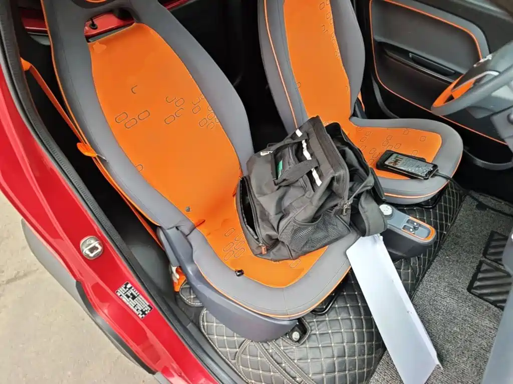 Baojun E100 — миниатюра 25