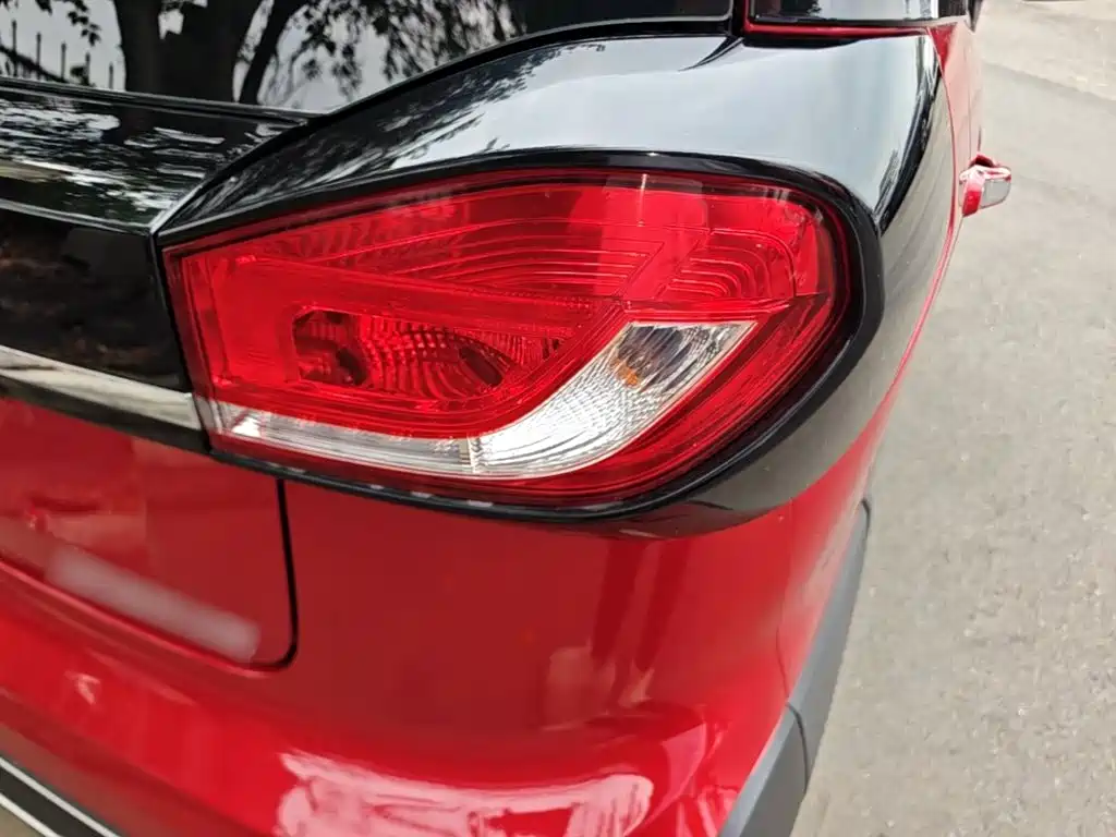 Baojun E100 — миниатюра 8