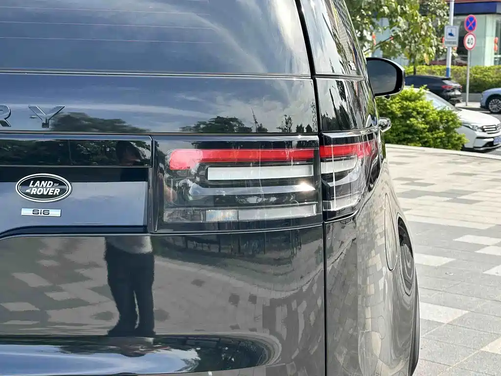 Land Rover Discovery — миниатюра 19