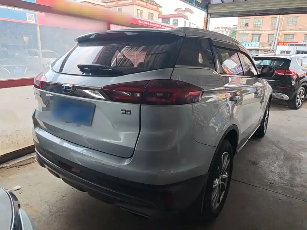 Geely Boyue — миниатюра 7