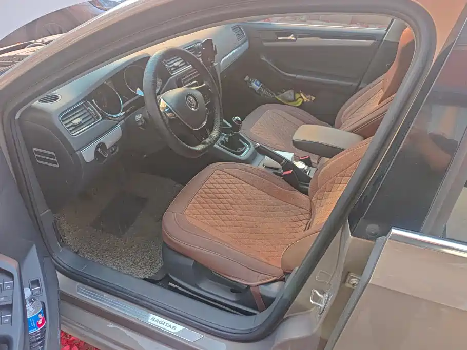 Volkswagen Sagitar — миниатюра 9
