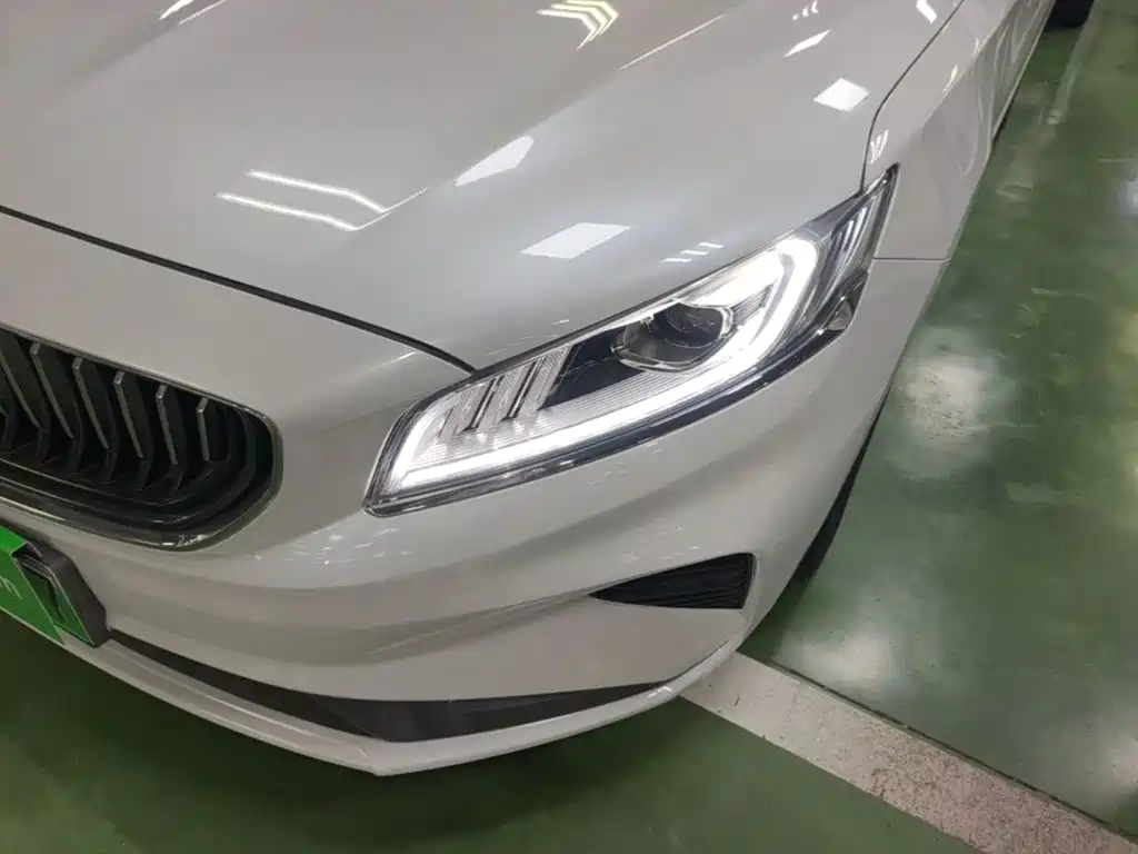 Geely Borui Hybrid — миниатюра 24