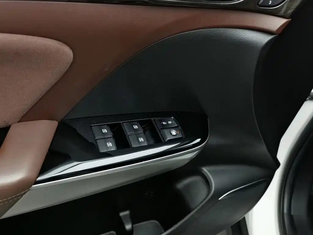 GAC Motor Trumpchi GS8 — миниатюра 9