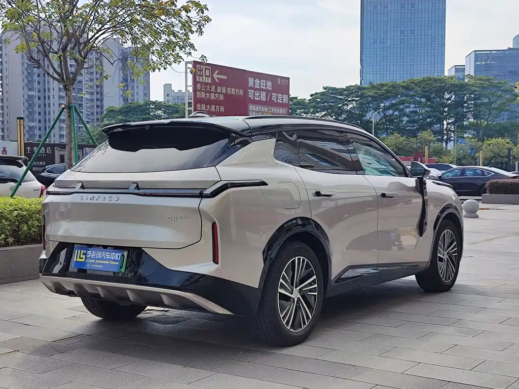 Lynk & Co 08 EM-P — миниатюра 4