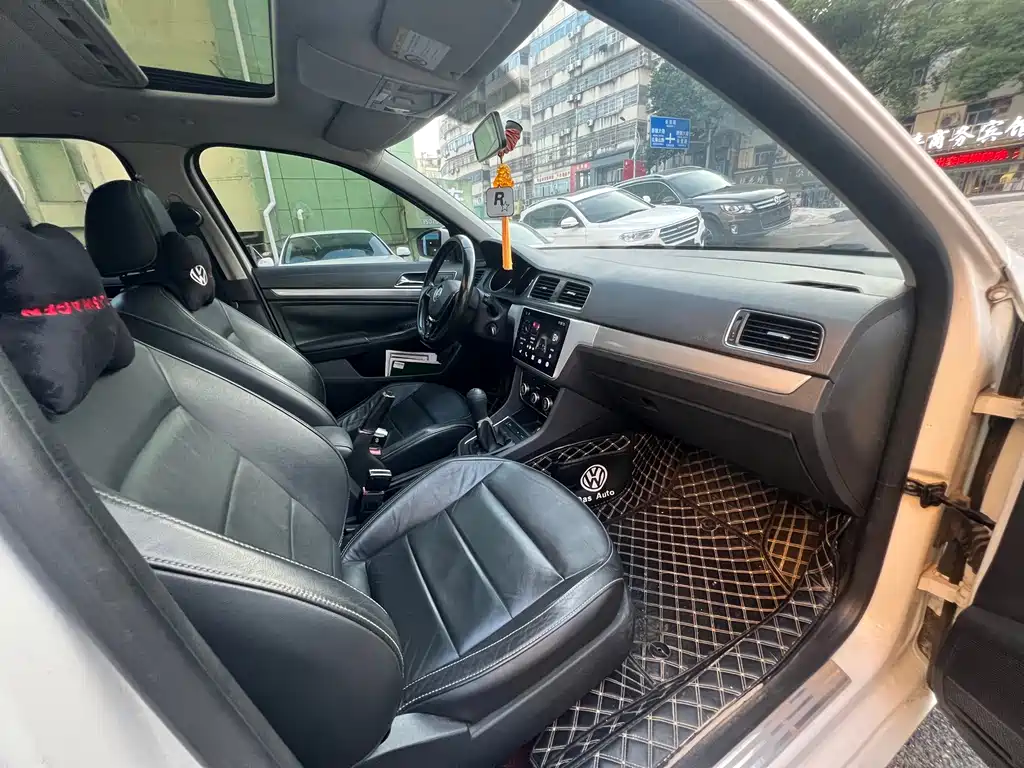 Volkswagen Lavida — миниатюра 12