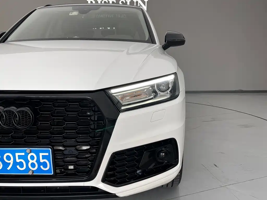 Audi Q5L — миниатюра 13