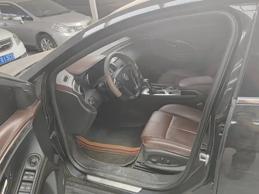 Buick LaCrosse — миниатюра 9