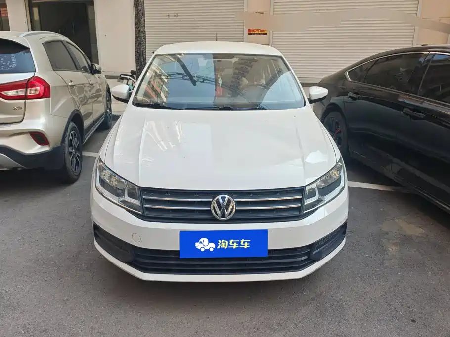 Volkswagen Santana — миниатюра 2