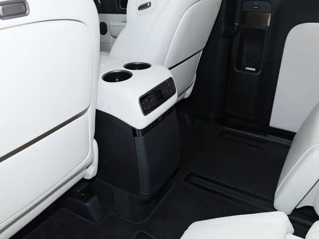 Li Auto Li MEGA — миниатюра 12