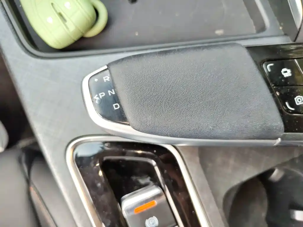 Changan UNI-T — миниатюра 10