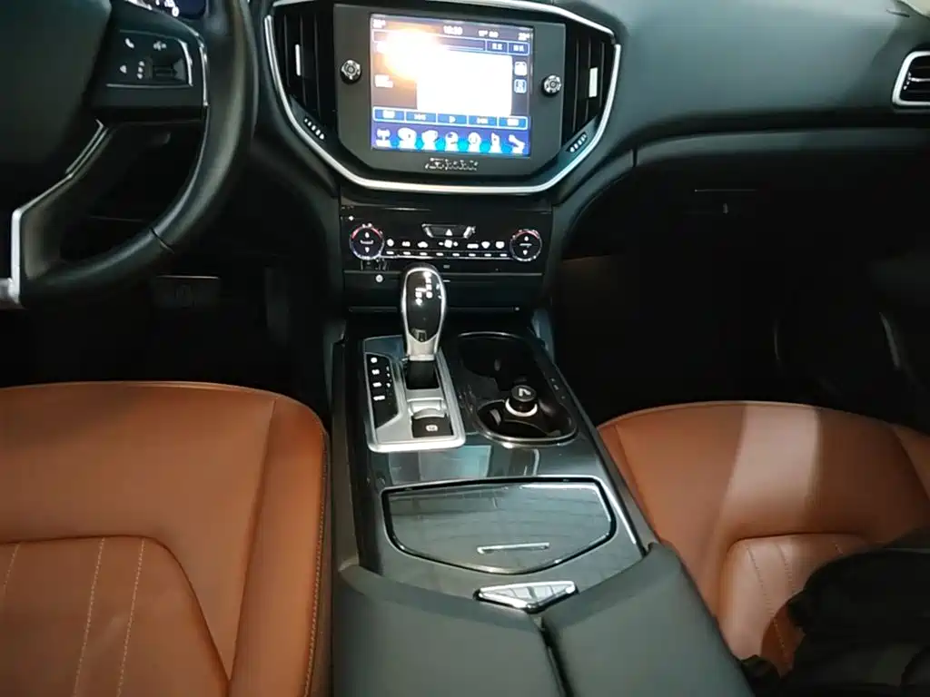 Maserati Ghibli — миниатюра 14