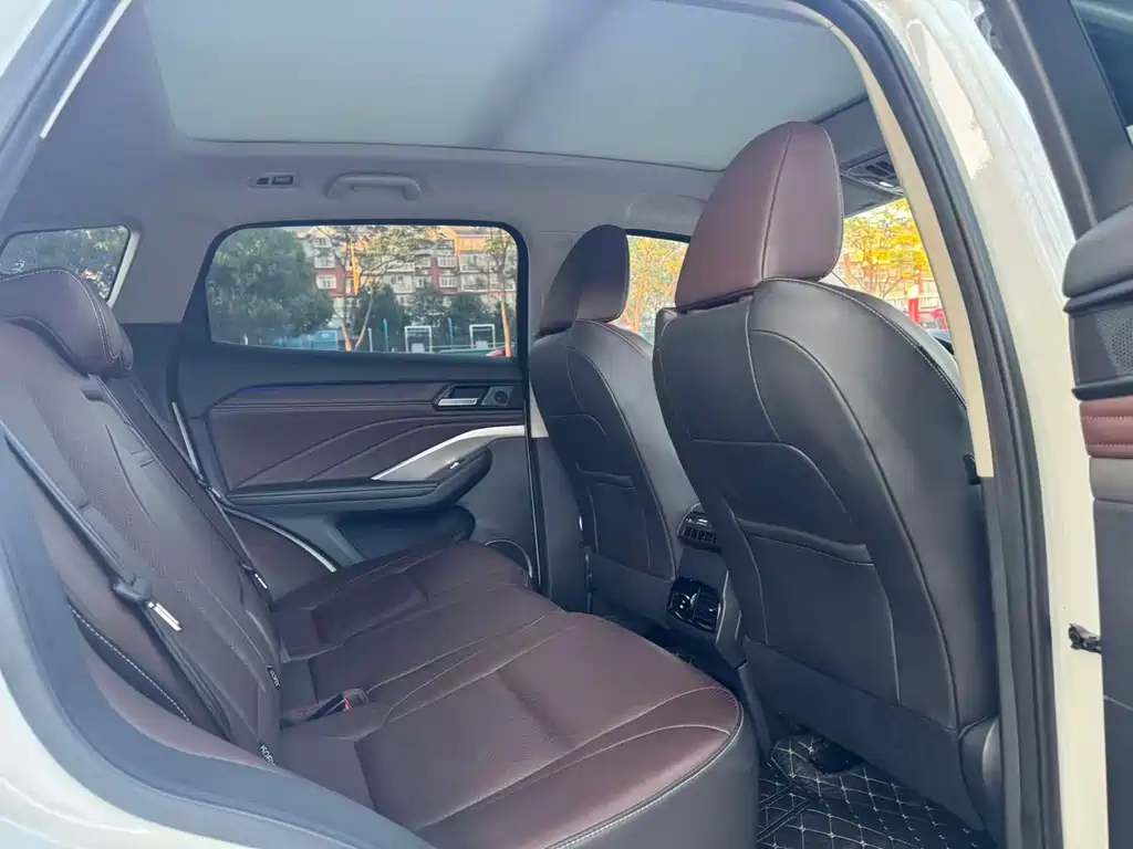 Wey Wey VV6 — миниатюра 12