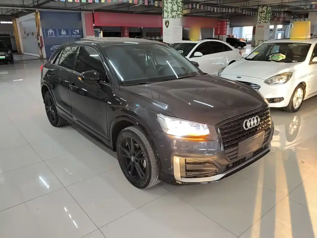 Audi Q2L — миниатюра 4