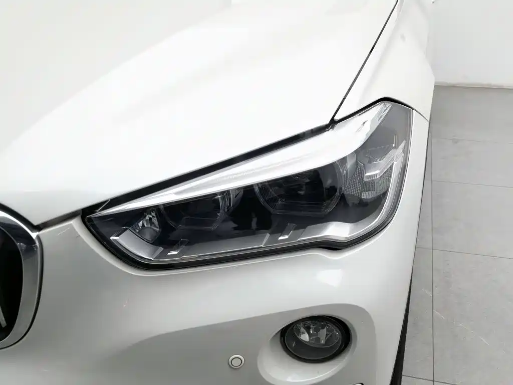 BMW X1 — миниатюра 7