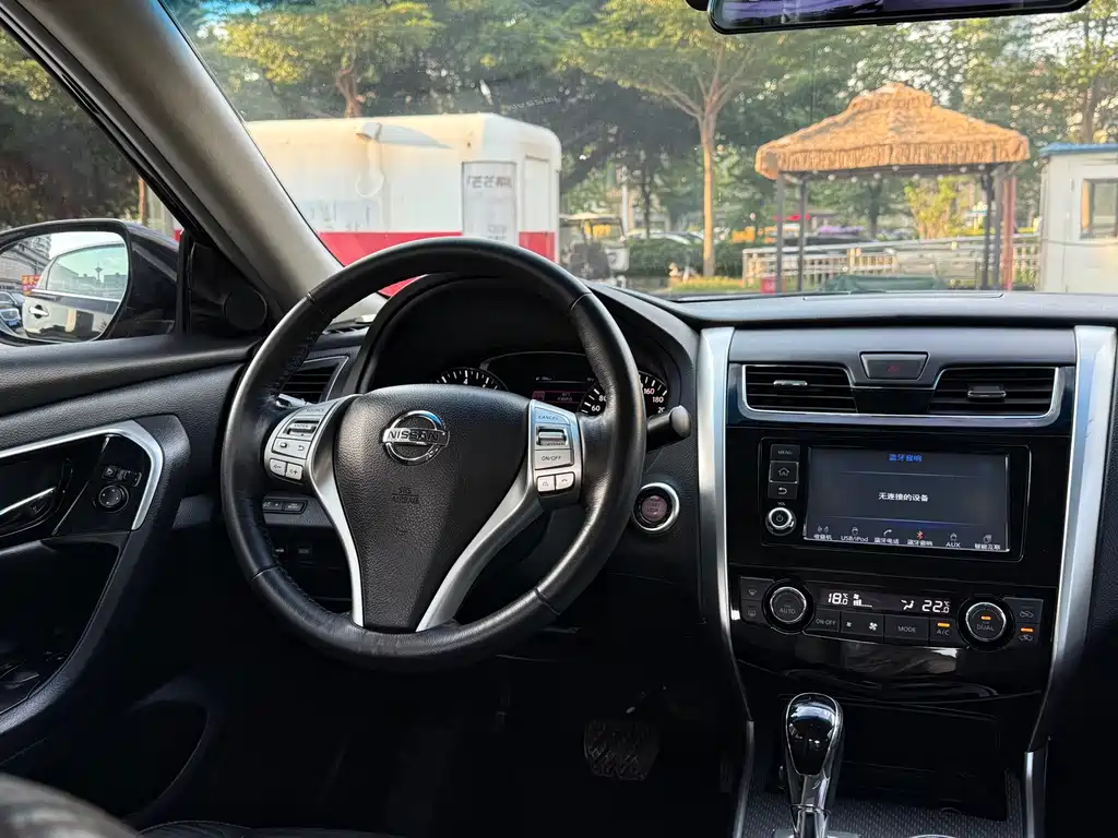 Nissan Teana — миниатюра 7