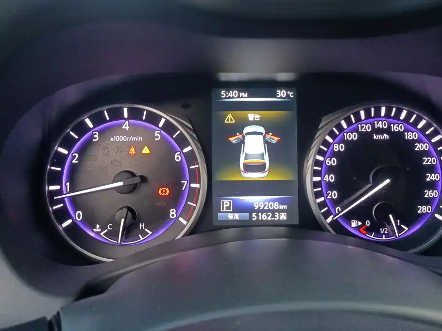 Infiniti Q50L — миниатюра 14