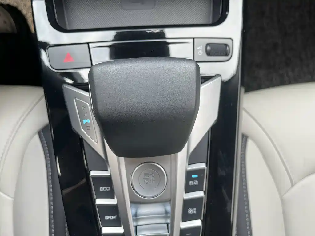 BYD Yuan Pro — миниатюра 19