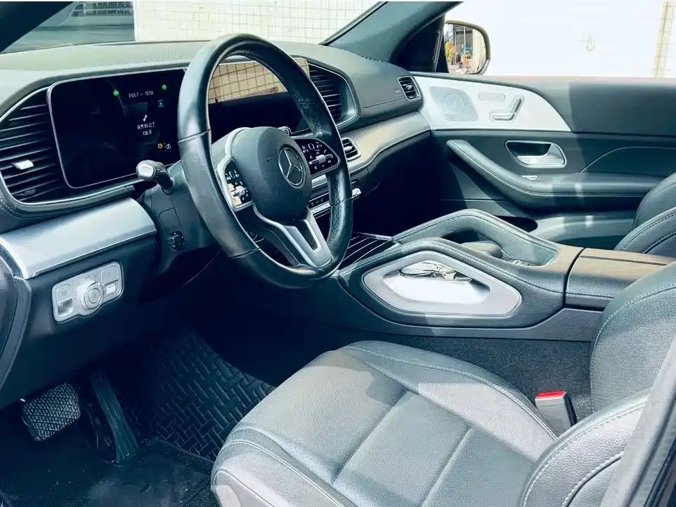 MERCEDES-BENZ GLE COUPE