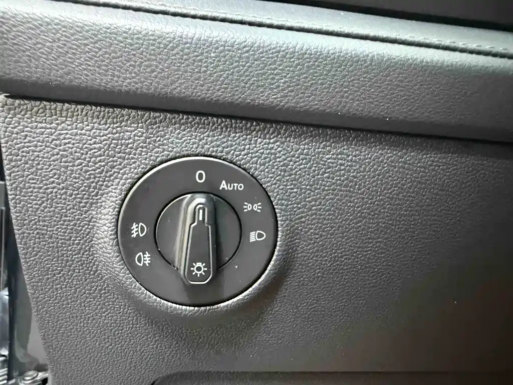 Volkswagen Tharu 2022 280TSI Luxury