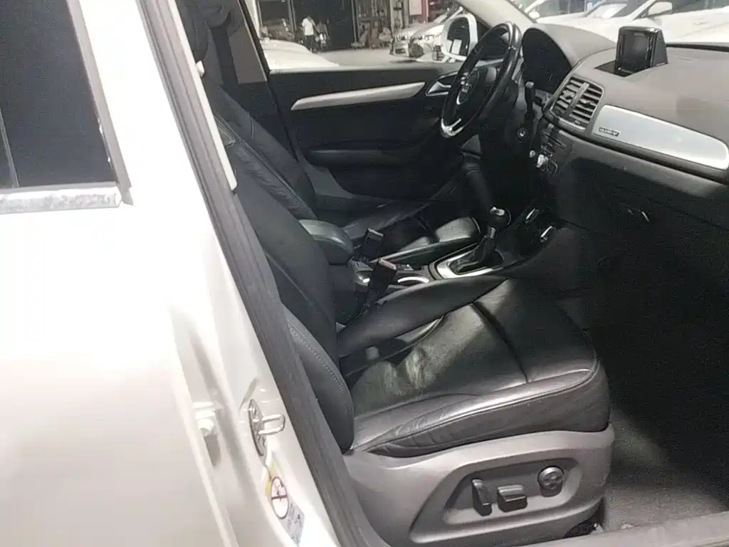 Audi Q3 — миниатюра 25